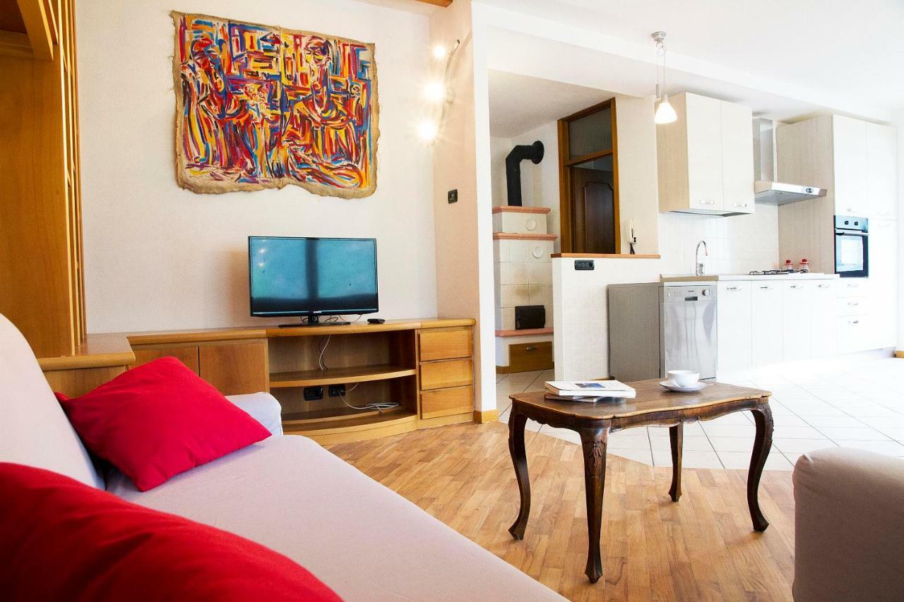 Casa Moiser Apartment Tresenda ภายนอก รูปภาพ